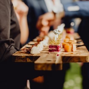 Plateau savoureux pour le cocktail